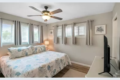 5824 Wildwood Avenue, Sarasota, FL 34231 - Photo 16