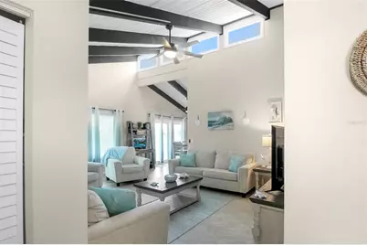 5824 Wildwood Avenue, Sarasota, FL 34231 - Photo 6