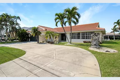 945 Bal Harbor Boulevard, Punta Gorda, FL 33950 - Photo 2