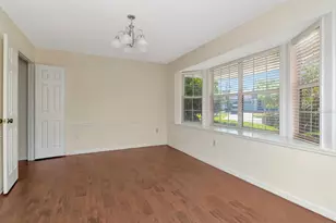 1310 91st Ct NW, Bradenton, FL 34209 - Photo 6