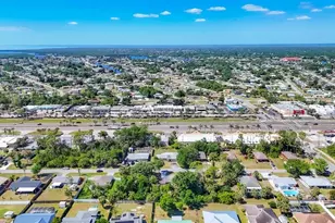 2538 Lakeshore Cir, Port Charlotte, FL 33952 - Photo 32