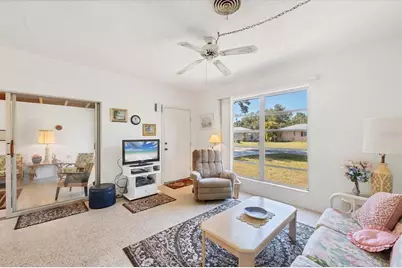 2538 Lakeshore Circle, Port Charlotte, FL 33952 - Photo 8