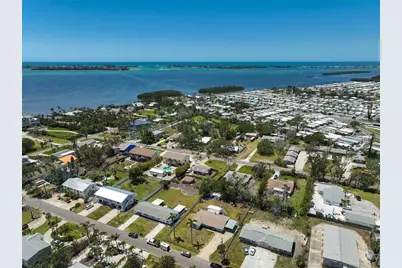 4420 101st Street W, Bradenton, FL 34210 - Photo 34