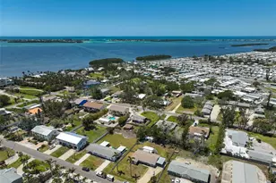 4420 101st St W, Bradenton, FL 34210 - Photo 34