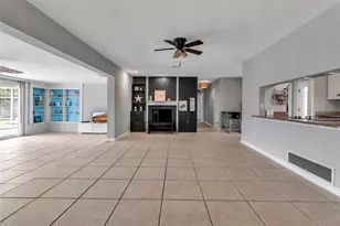 6422 Beechwood Ave, Sarasota, FL 34231 - Photo 12