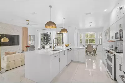 4146 Westbourne Circle, Sarasota, FL 34238 - Photo 6