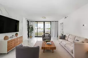 1255 N Gulfstream Ave, Sarasota, FL 34236 - Photo 6