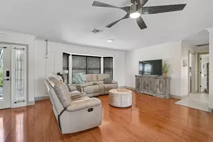 801 E 5th St, Englewood, FL 34223 - Photo 4