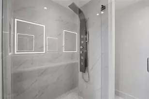 430 Kumquat Ct, Sarasota, FL 34236 - Photo 28