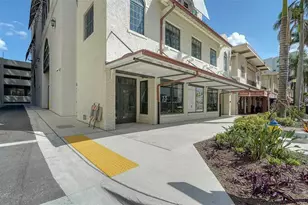 33 S Palm Ave, Sarasota, FL 34236 - Photo 2