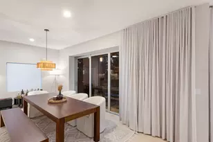 238 Island Cir, Sarasota, FL 34242 - Photo 16