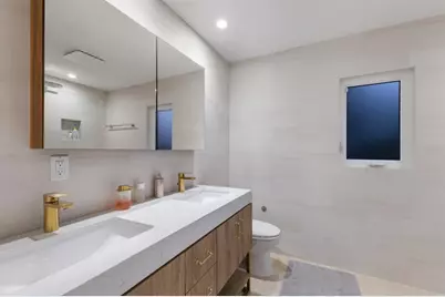 238 Island Circle, Sarasota, FL 34242 - Photo 32