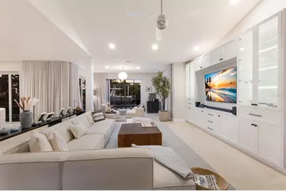 238 Island Circle, Sarasota, FL 34242 - Photo 8