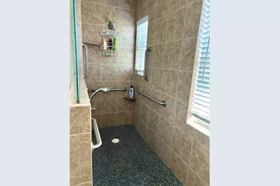 7448 39th Court E, Sarasota, FL 34243 - Photo 34