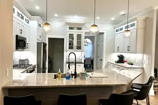 7448 39th Ct E, Sarasota, FL 34243 - Photo 8