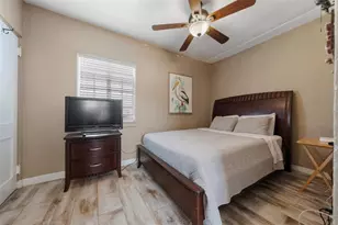 344 N Lantana Ave N, Sarasota, FL 34243 - Photo 18