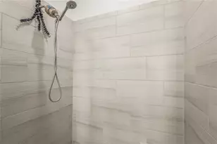 8612 Evening Dr, Sarasota, FL 34241 - Photo 24