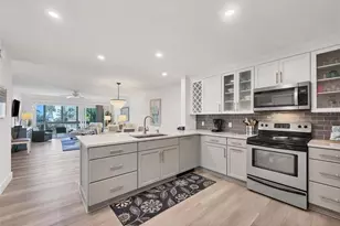 2100 Benjamin Franklin, Sarasota, FL 34236 - Photo 12