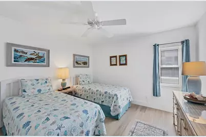 2100 Benjamin Franklin #205, Sarasota, FL 34236 - Photo 18