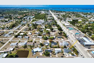 1 Caroll Circle, Englewood, FL 34223 - Photo 4