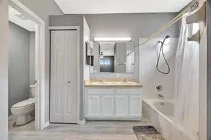 14315 Tree Swallow Way, Lakewood Ranch, FL 34202 - Photo 22