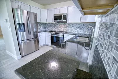 66 Oakland Hills Ct, Rotonda West, FL 33947 - Photo 14