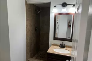 5617 Ashton Lake Dr, Sarasota, FL 34231 - Photo 14