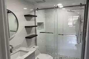 5617 Ashton Lake Dr, Sarasota, FL 34231 - Photo 20