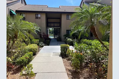 5617 Ashton Lake Drive #1, Sarasota, FL 34231 - Photo 2