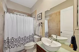 2221 Bahia Vista St, Sarasota, FL 34239 - Photo 14