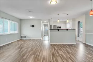 2705 20th Ave Dr W, Bradenton, FL 34205 - Photo 12