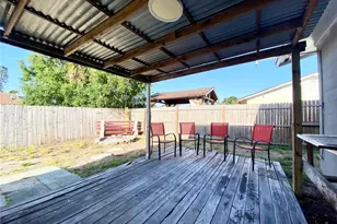 2705 20th Ave Dr W, Bradenton, FL 34205 - Photo 28