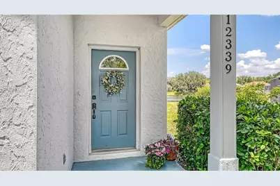 12339 Hollybush Terrace, Lakewood Ranch, FL 34202 - Photo 8