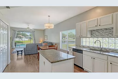 12339 Hollybush Terrace, Lakewood Ranch, FL 34202 - Photo 18