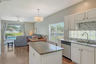 12339 Hollybush Terrace, Lakewood Ranch, FL 34202 - Photo 18