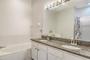 12339 Hollybush Terrace, Lakewood Ranch, FL 34202 - Photo 24