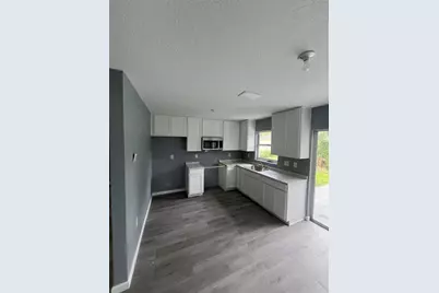 1719 24th Street E, Palmetto, FL 34221 - Photo 8