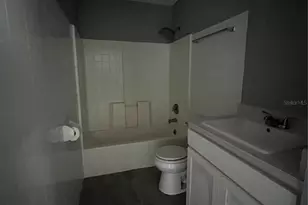 1719 24th St E, Palmetto, FL 34221 - Photo 6