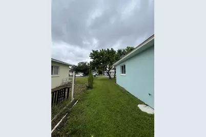 1719 24th Street E, Palmetto, FL 34221 - Photo 18