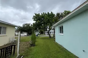 1719 24th St E, Palmetto, FL 34221 - Photo 18