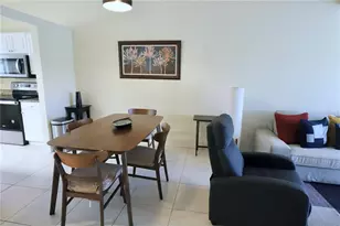 8370 Wingate Dr, Sarasota, FL 34238 - Photo 12