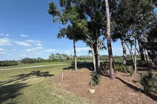 8755 Olde Hickory Ave, Sarasota, FL 34238 - Photo 26