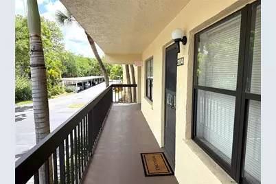 425 30th Avenue W #C204, Bradenton, FL 34205 - Photo 36