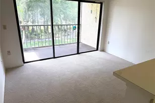 425 30th Ave W, Bradenton, FL 34205 - Photo 8