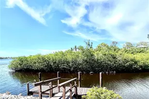 36 N Starboard Dr, Venice, FL 34285 - Photo 10