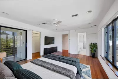 2918 Avenue E, Holmes Beach, FL 34217 - Photo 28