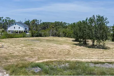818 Bayou Point Court, Terra Ceia, FL 34250 - Photo 4