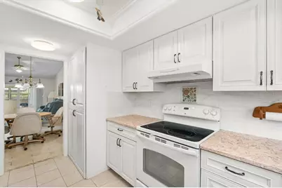 1302 58th Street W, Bradenton, FL 34209 - Photo 10