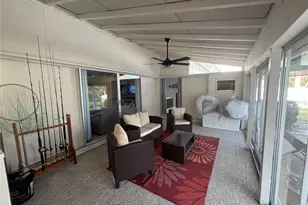 4411 Dolphin Ln, Palmetto, FL 34221 - Photo 12