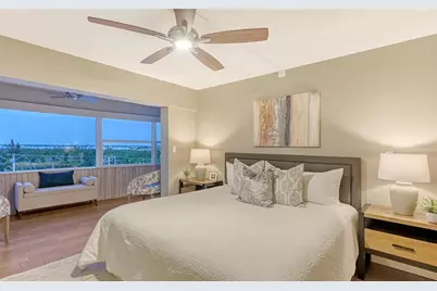 1750 Benjamin Franklin Drive #6F, Sarasota, FL 34236 - Photo 24